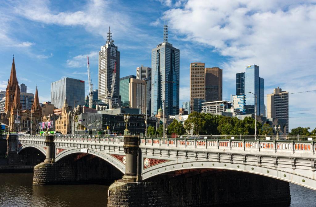 Nespecifikovaný výhled na destinaci Melbourne nebo výhled na město při pohledu z hostelu