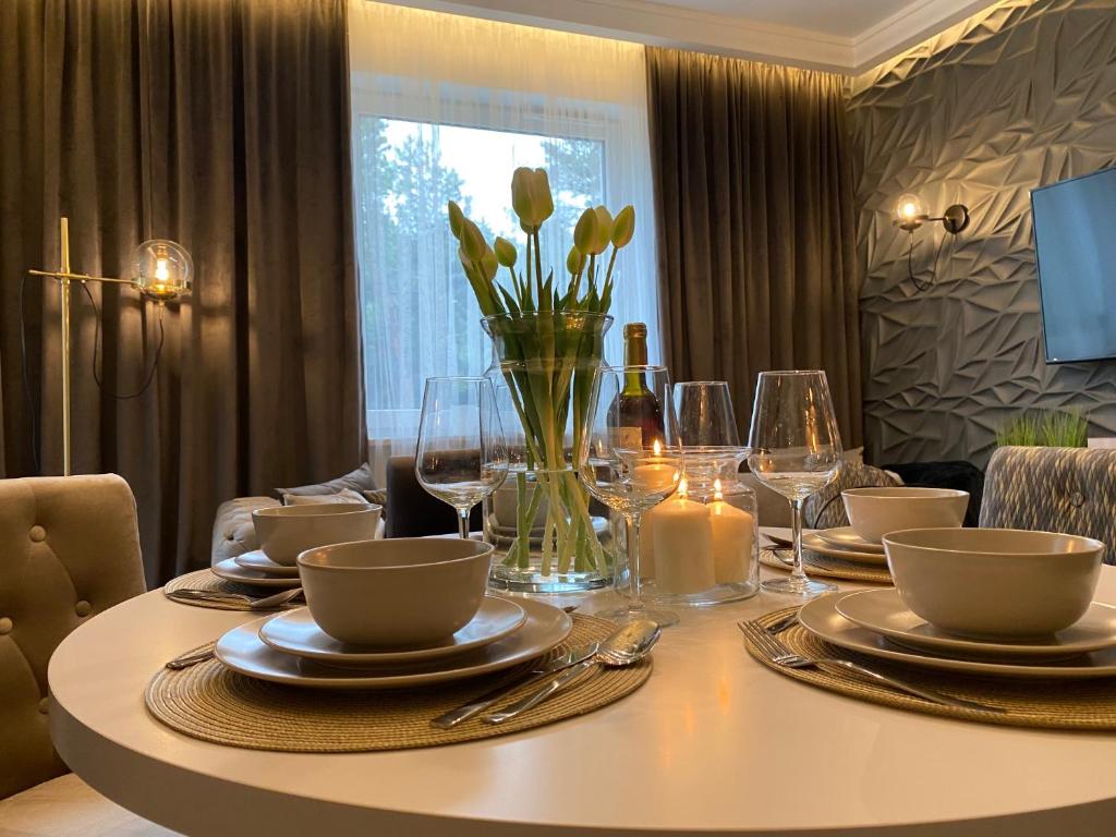 Family & Business Sauna Apartments No 7 Leśny nad Zalewem Cedzyna Unikat - 3 Bedroom with Private Sauna, Bath with Hydromassage, Terrace, Garage, Catering Options - 5