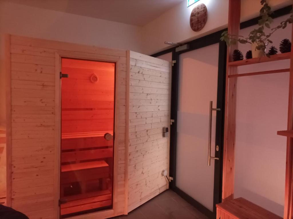 A bathroom at Private Relax Armonia Wellness Apartment