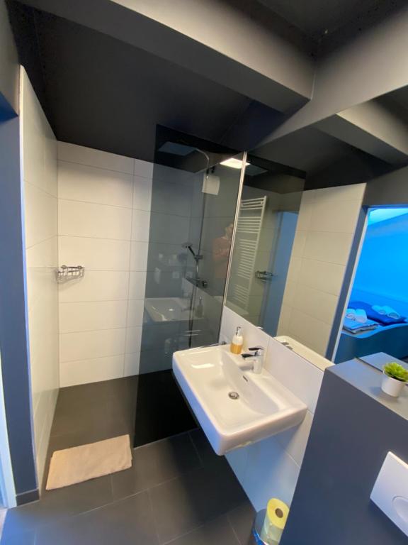 Koupelna v ubytování Living8-Appartements