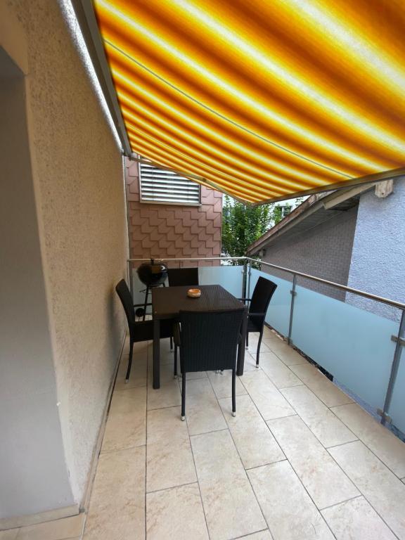 Balkón nebo terasa v ubytování Haus Wiggis