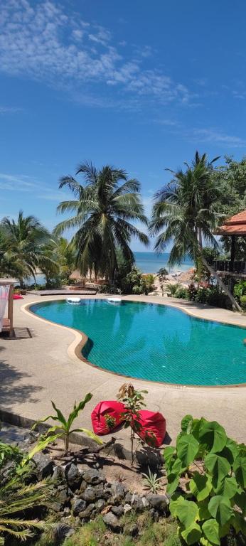 RED PEARL BEACH RESORT - Room King Con Vista A La Piscina