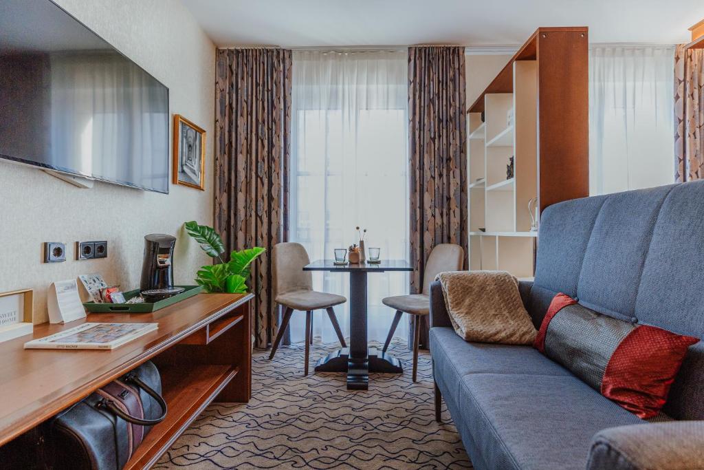 AdvaStay by KING's - Resim 5