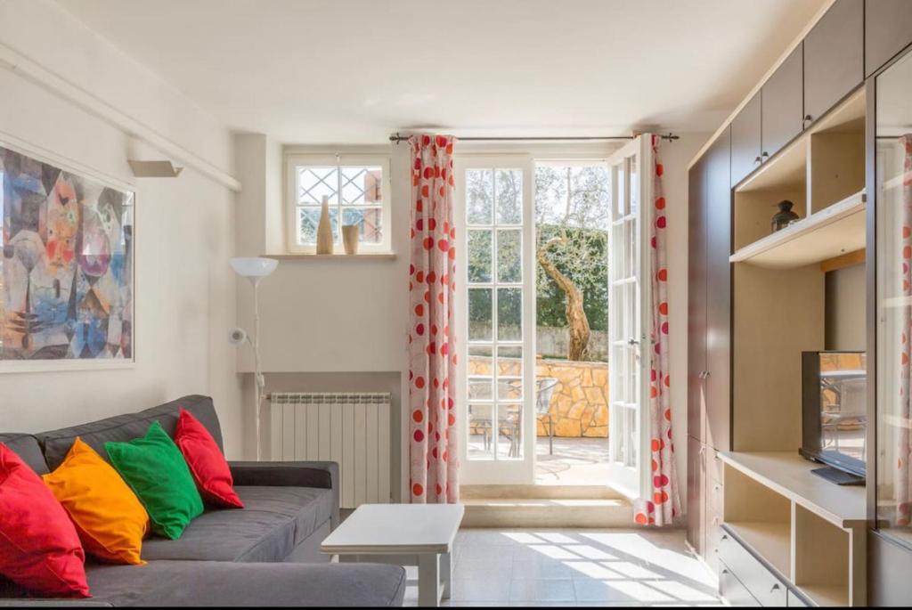 Χώρος καθιστικού στο Bilocale Colline di Bardolino 1