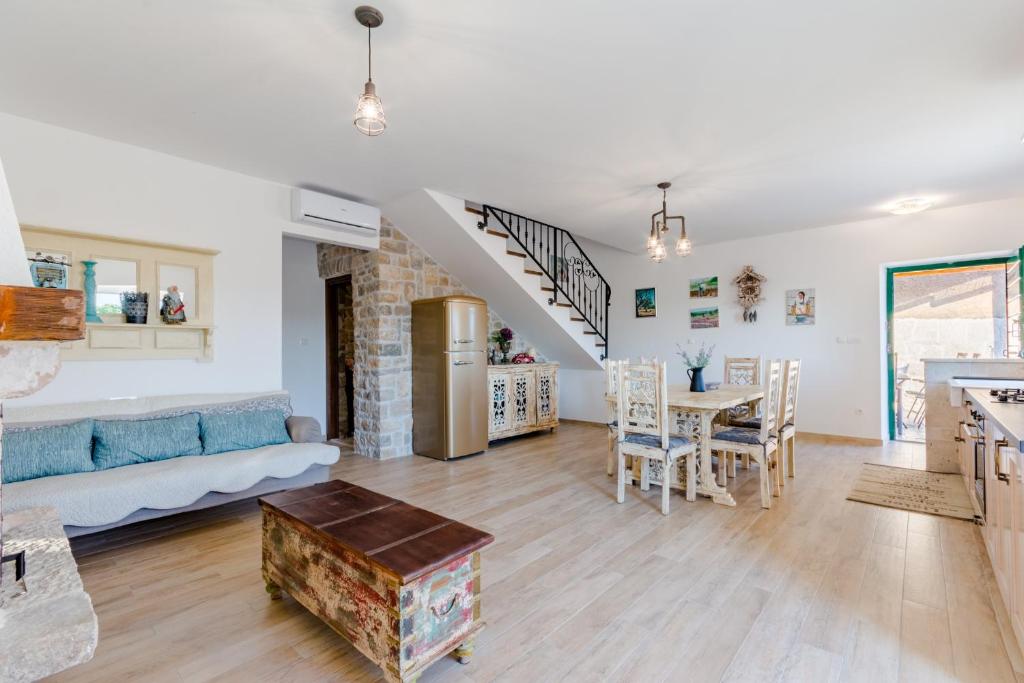 Posedenie v ubytovaní Holiday Home Rustic