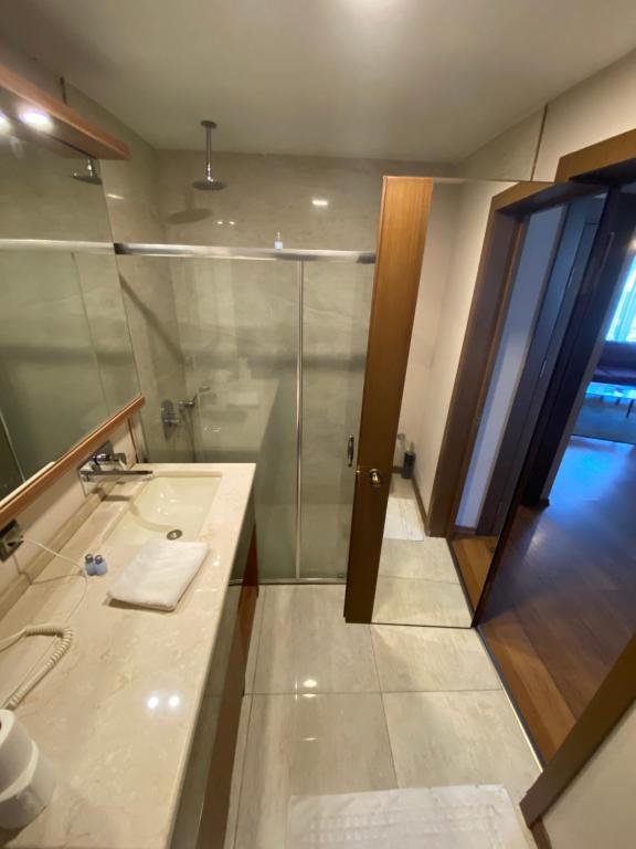 Koupelna v ubytování SABİHA GOKCEN İSTANBUL HOUSES Hotel