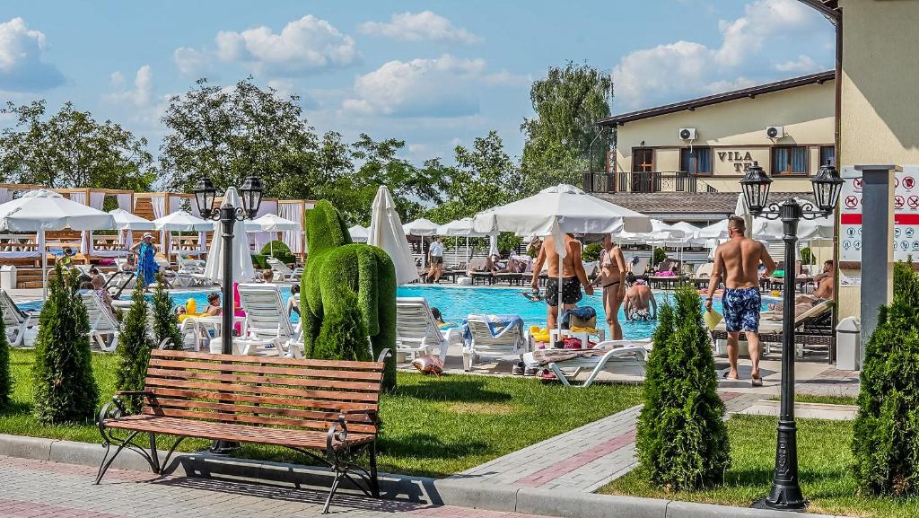 Bazén v ubytování Complex Turistic Codru nebo v jeho okolí
