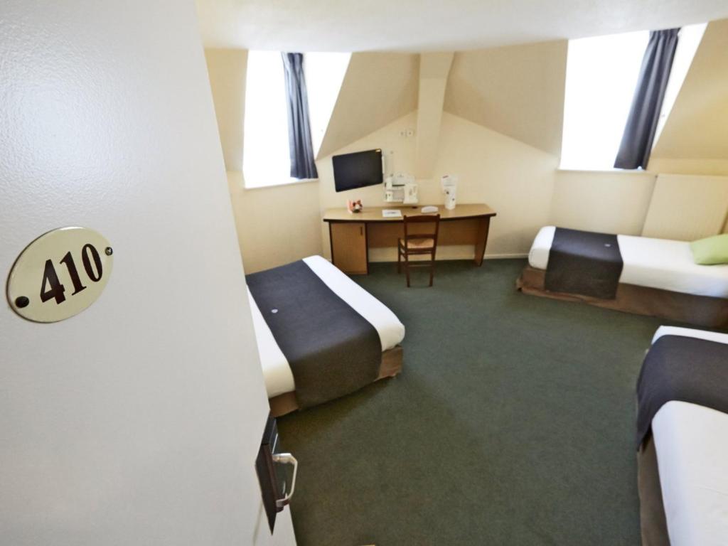 Campanile Dijon Centre - Gare - Resim 31