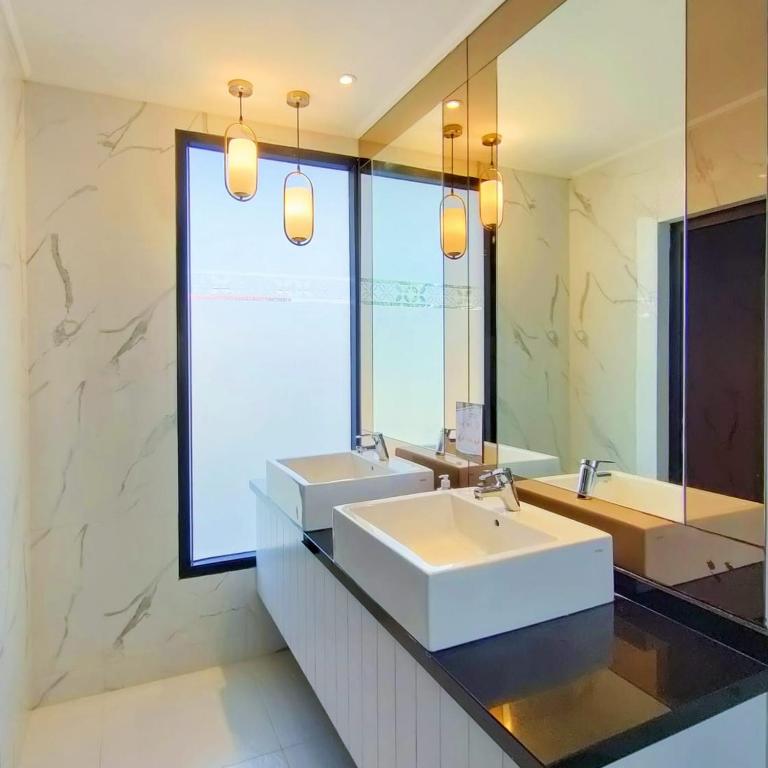 Koupelna v ubytování Kala Hotel Semarang