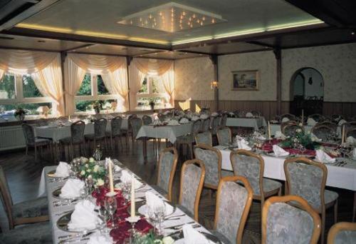 Hotel-Restaurant Schmachtenbergshof - Resim 28