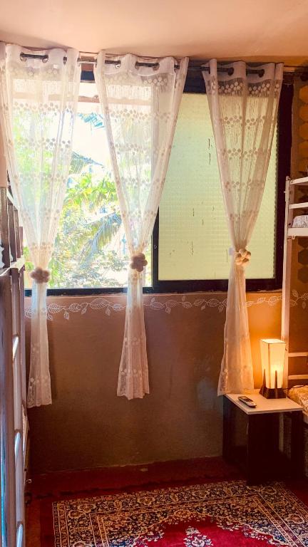Posezení v ubytování ROOTSVILLA VAGATOR - Longstays, Coworking Backpacker's Hostel