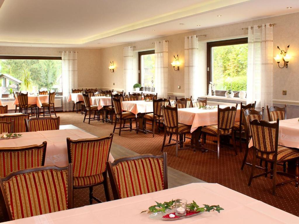 Restaurace v ubytování Gasthof "Zum Burghof"