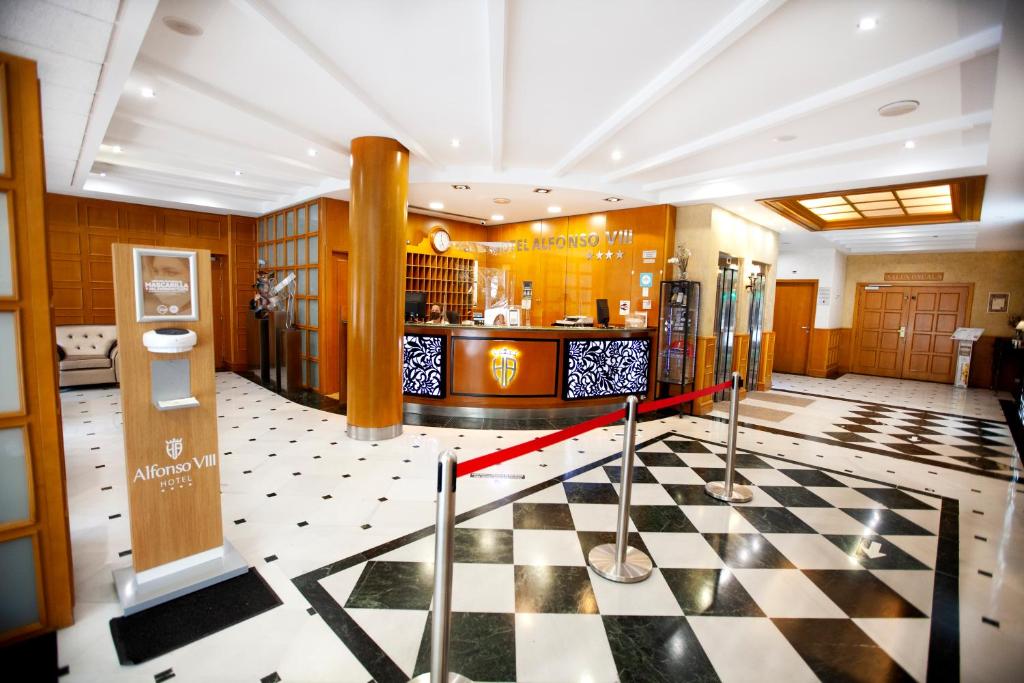 Vstupní hala nebo recepce v ubytování Hotel Alfonso VIII