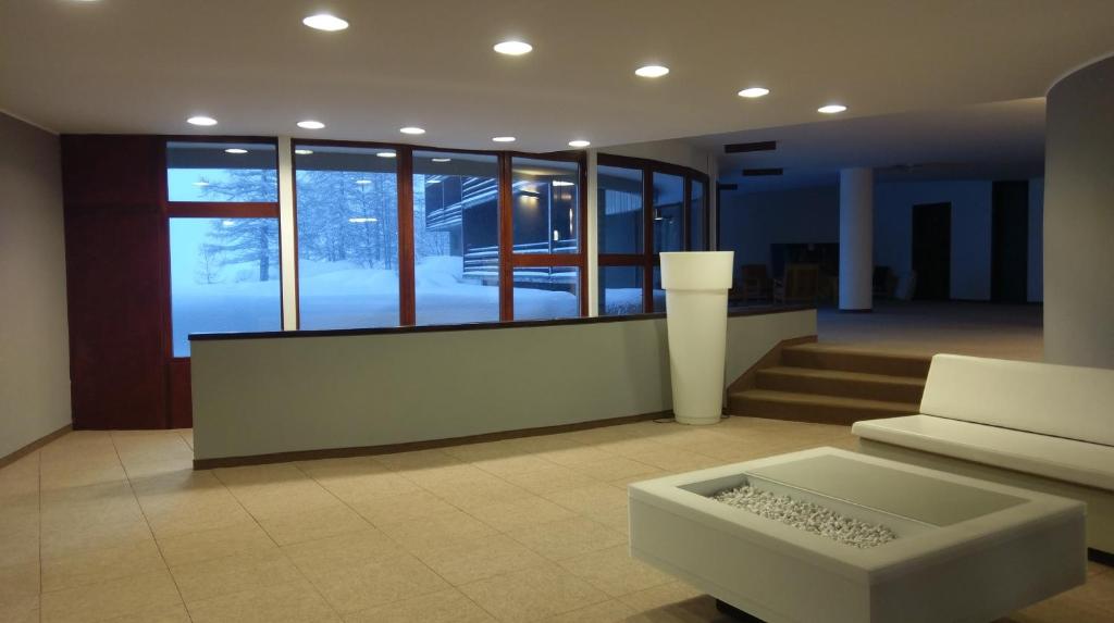 Cervinia Apartment 2121 - Ski & Mountain Panorama - Apartment With Mountain View