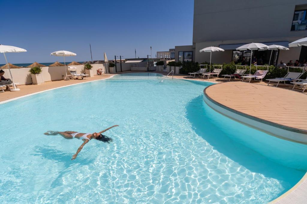 The swimming pool at or close to Nautilus Family Hotel