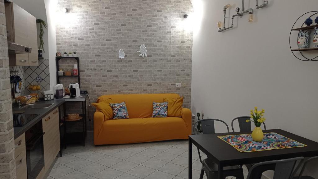 Kuchnia lub aneks kuchenny w obiekcie Casa Barocco Catania