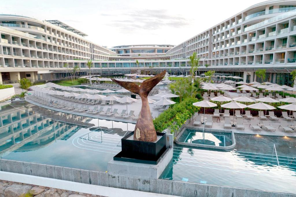Bazén v ubytování Dreams Bahia Mita Surf and Spa - All Inclusive nebo v jeho okolí