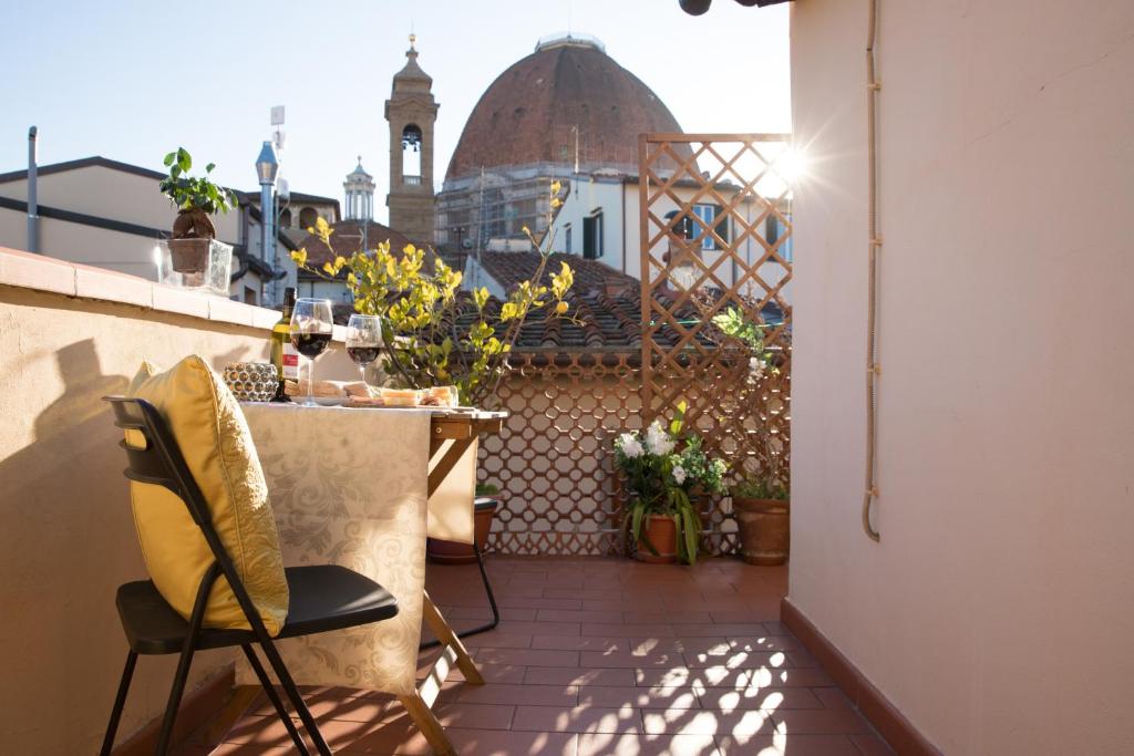 Balkon lub taras w obiekcie MEDICI CHAPELS TERRACE - VIEW APARTMENT