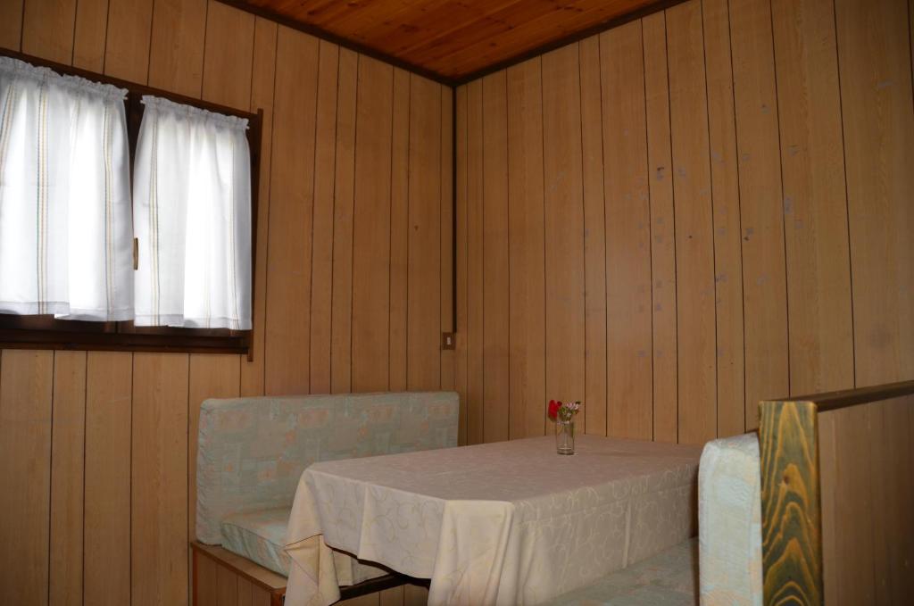 Camping Hotel Au Lac De Como - Grand Mobile Home 1 Chambre Avec Terrasse
