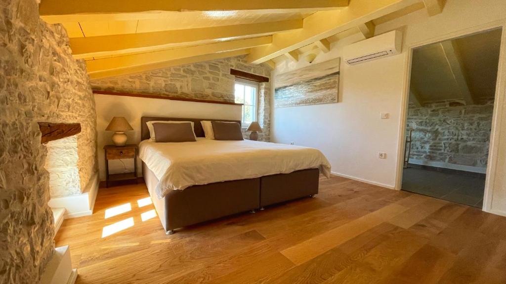 Postel nebo postele na pokoji v ubytování Istria Time - Villa Nyma - Heated Pool