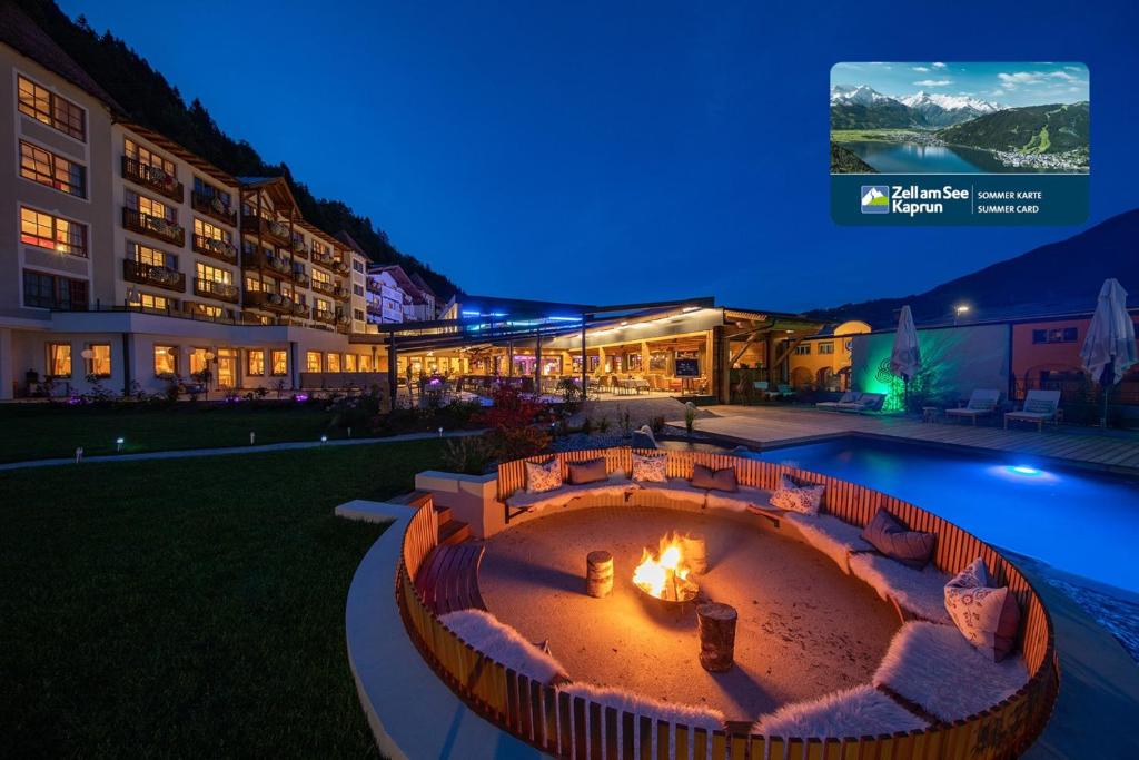 Nespecifikovaný výhled na hory nebo výhled na hory při pohledu z hotelu