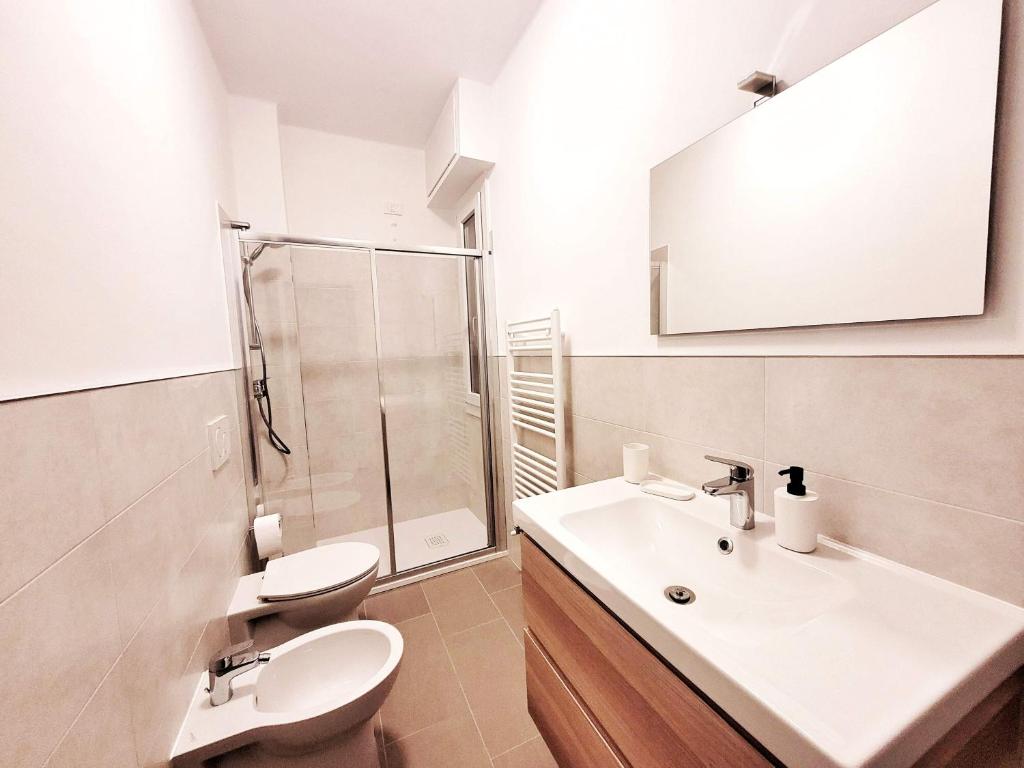 Kúpeľňa v ubytovaní A due passi dal mare - Appartamento per vacanze (cod. CITRA 008059-LT-0372)