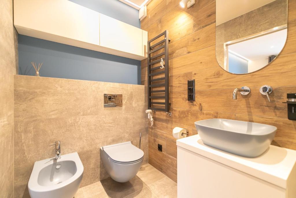 Kúpeľňa v ubytovaní Luksusowy Apartament Enklawa pod Skrzycznem z sauną i bilardem - Dream Apart