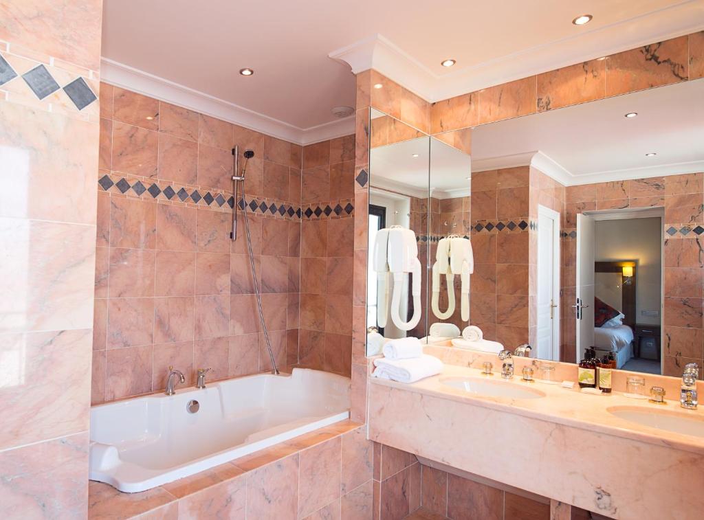 Westminster Hotel & Spa Nice - Resim 45