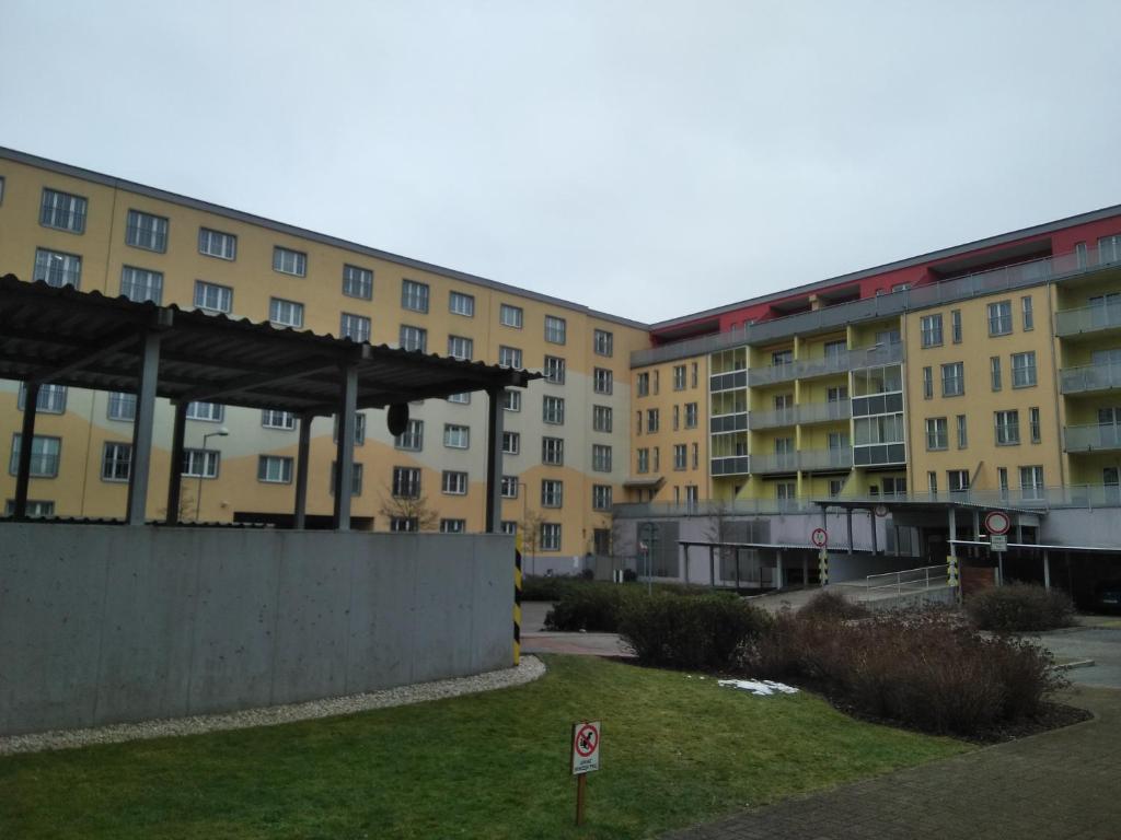 Budova, v ktorej sa apartmán nachádza