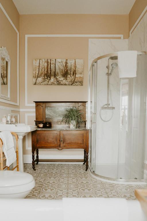 Koupelna v ubytování Abbeyview House B&B and Glamping