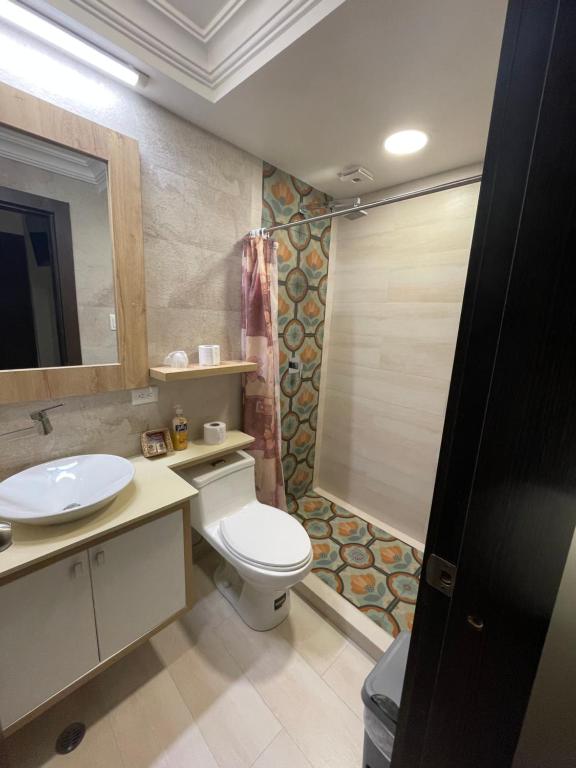 Koupelna v ubytování Hotel Shalom
