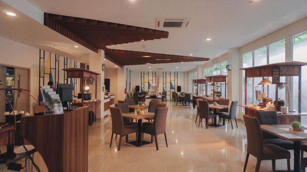Restaurace v ubytování Patra Dumai Hotel