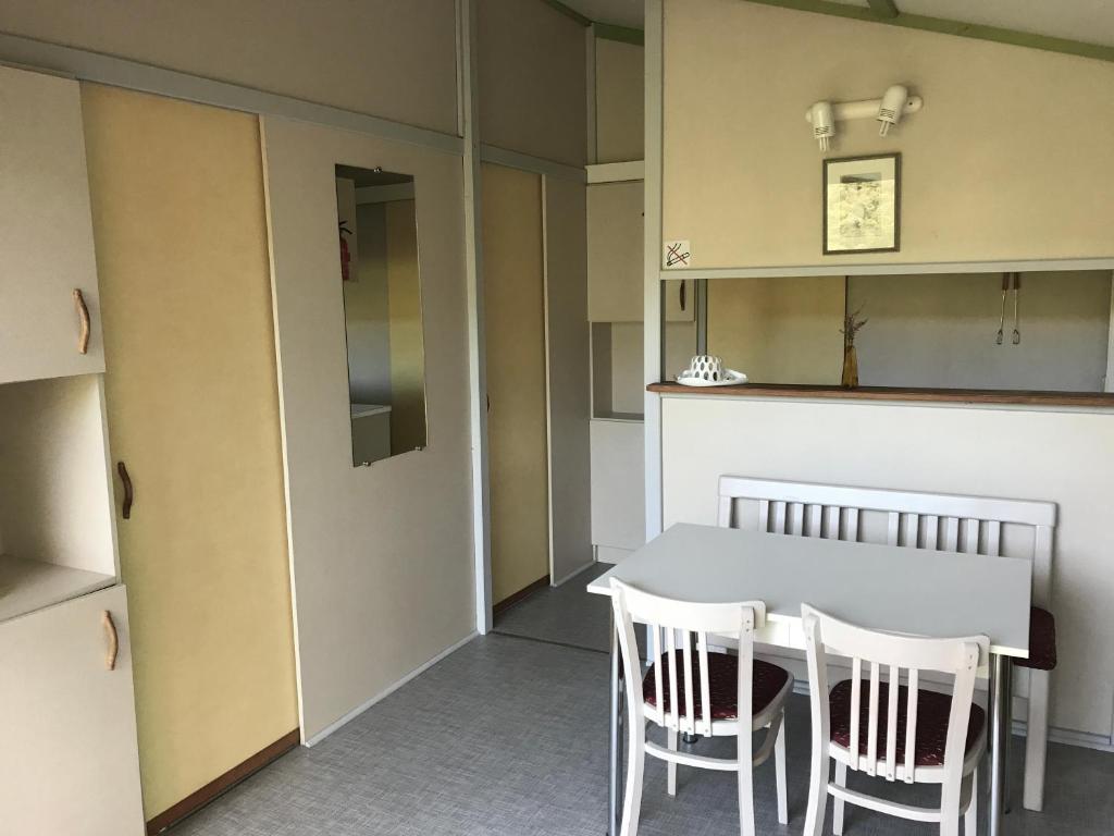 Kuchyň nebo kuchyňský kout v ubytování Relais des Brison