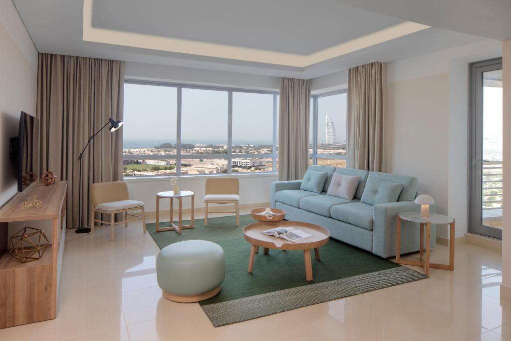 Staybridge Suites Dubai Internet City by IHG - Resim 42