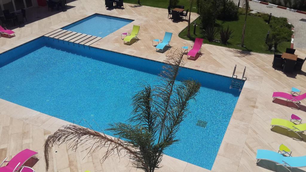 Piscina di Ramada Encore By Wyndham Tangier o nelle vicinanze