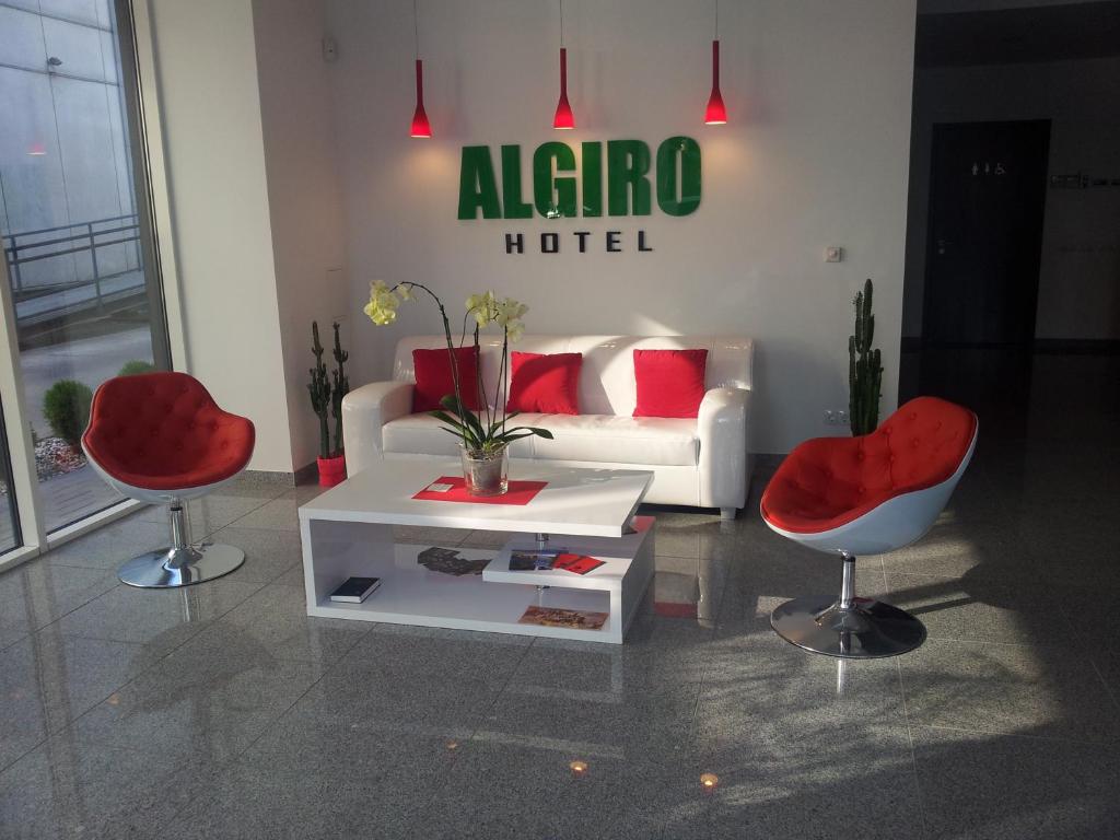 Posezení v ubytování Algiro Hotel