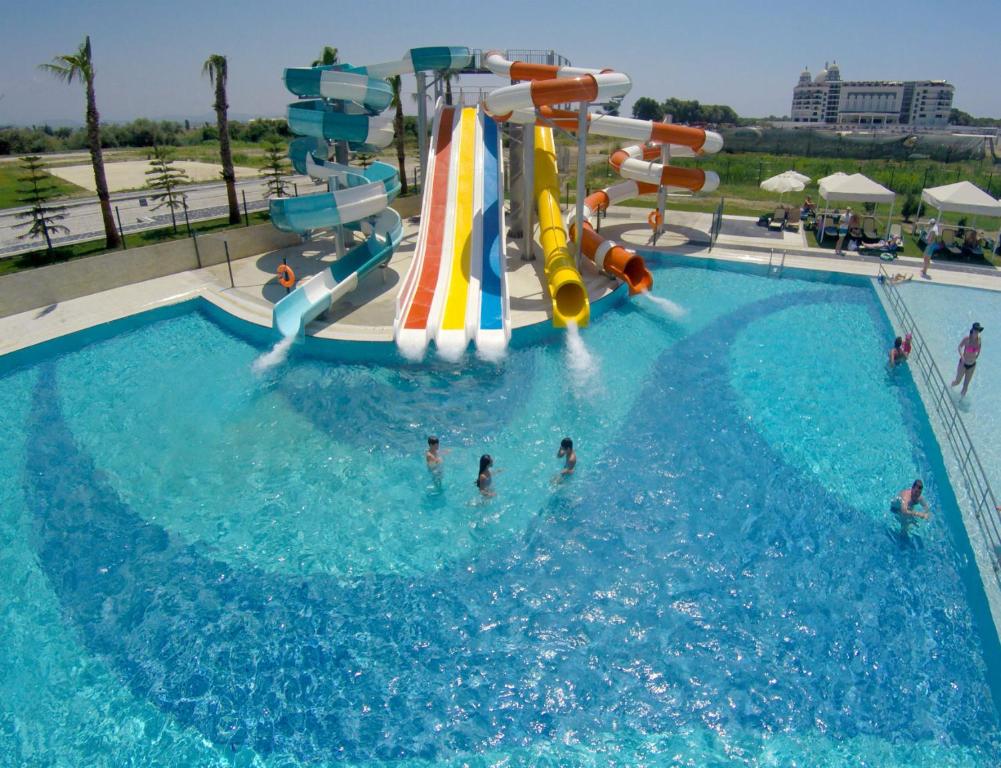 Bazén v ubytování Port River Hotel&Spa nebo v jeho okolí