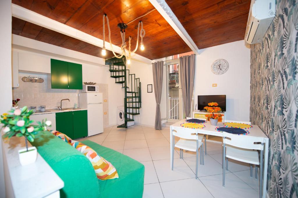 Bianca Napoli Suite