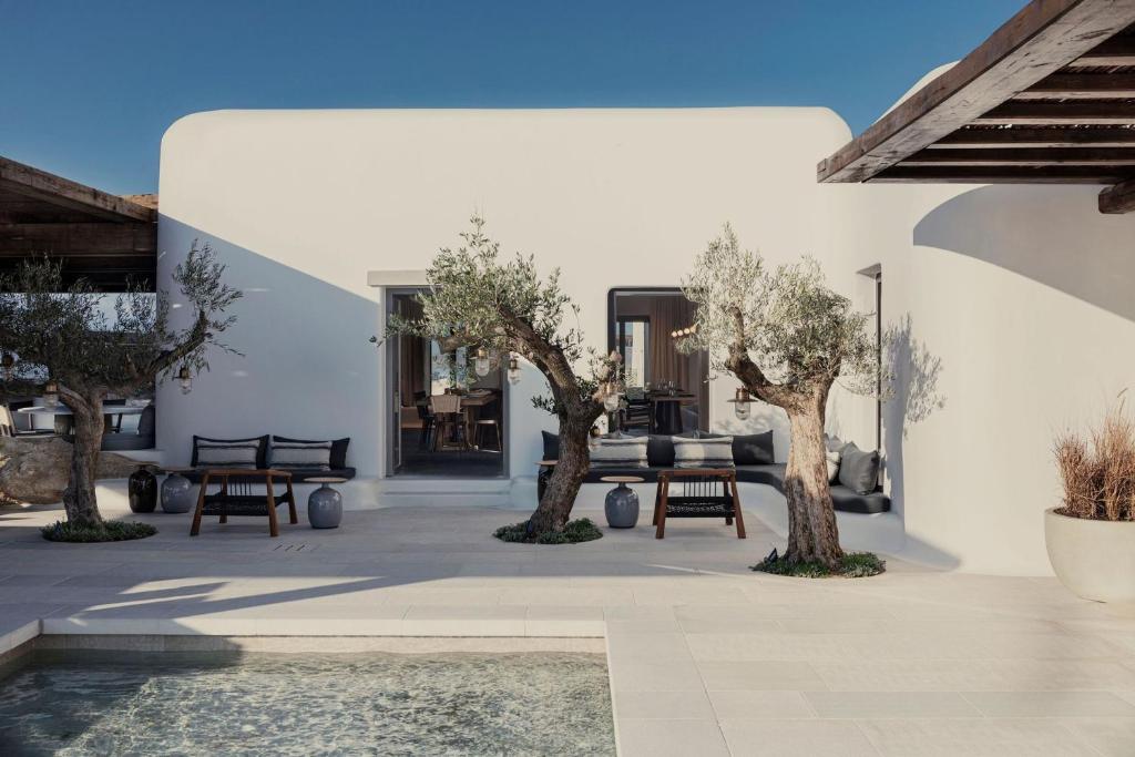 Bazén v ubytování Kalesma Mykonos nebo v jeho okolí