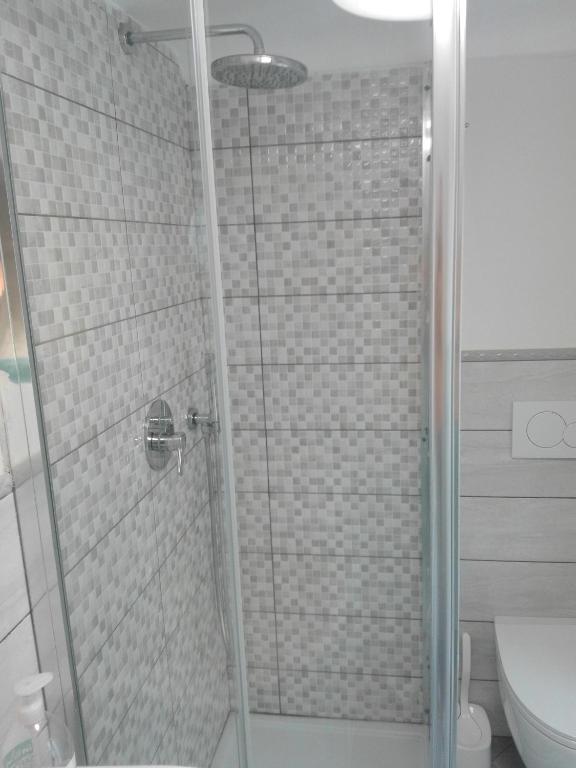 Kúpeľňa v ubytovaní bilocale con il mare dentro