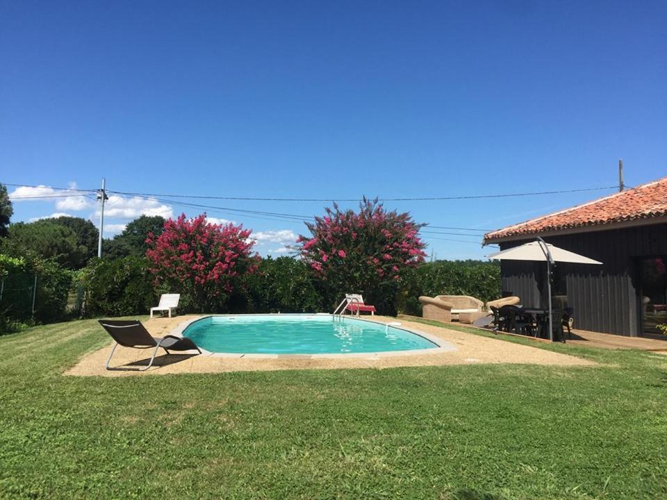 Beautiful 4-Bed country cottage with pool - Casa De Vacaciones