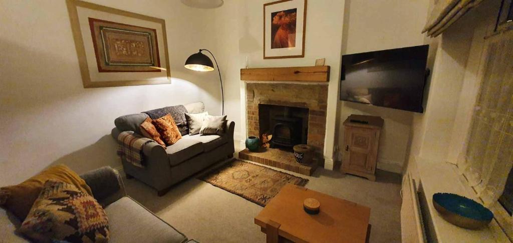 Charming 2-Bed Kaitness Cottage in Skipton
