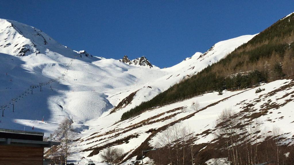 Appartement Station de ski - Les Agudes - 6 pers, Gouaux-de-Larboust –  Updated 2022 Prices