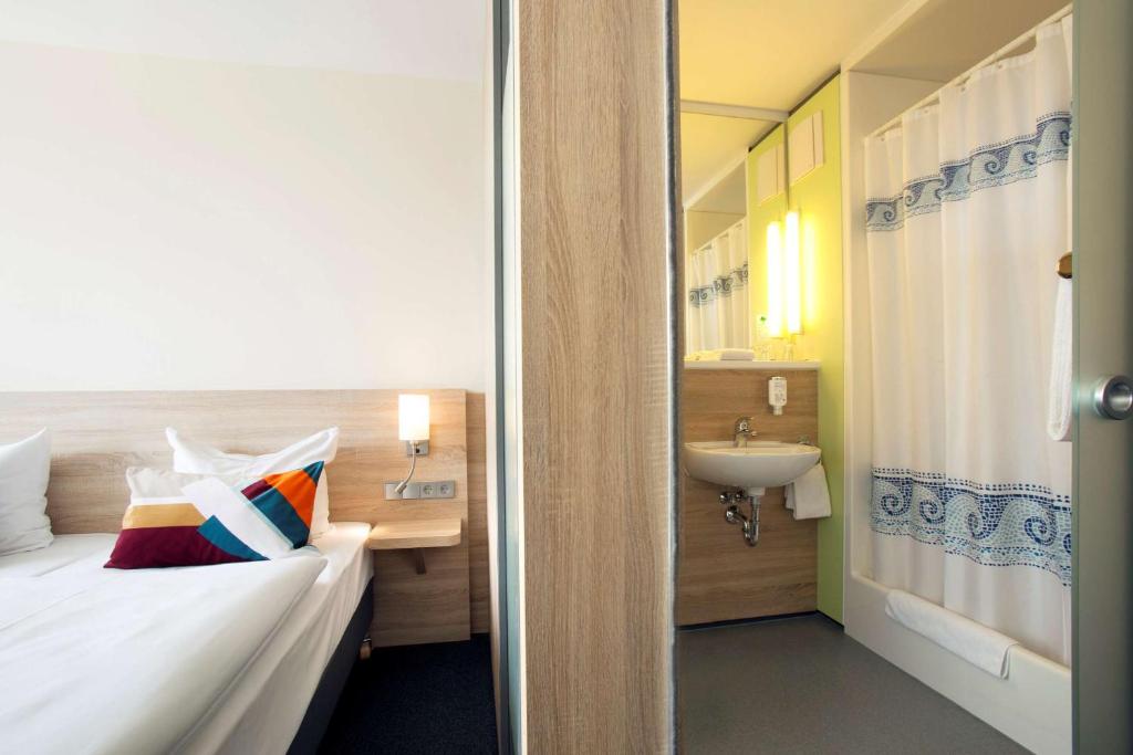 Atlantic Hotel am Floetenkiel - Double Or Twin Room With Courtyard View