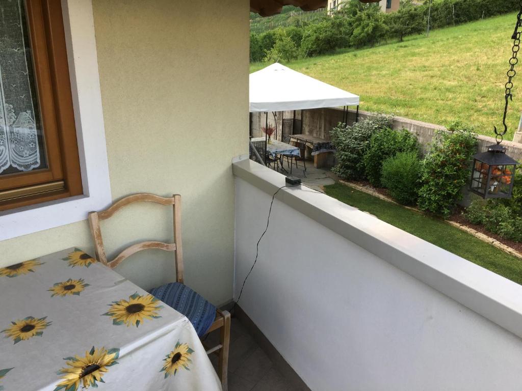 Vonkajšia záhrada v ubytovaní Mansarda con giardino Val di Sole Trentino
