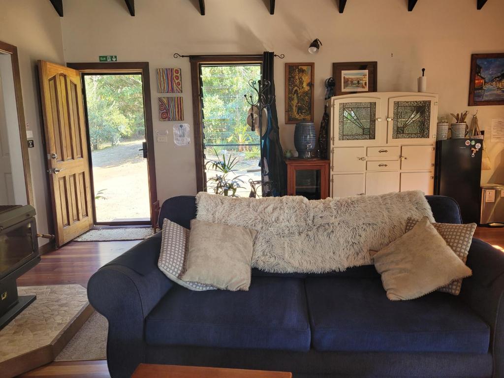 Kookaburra Cottage at Uralba Eco Cottages - Huisje Met Uitzicht Op De Tuin