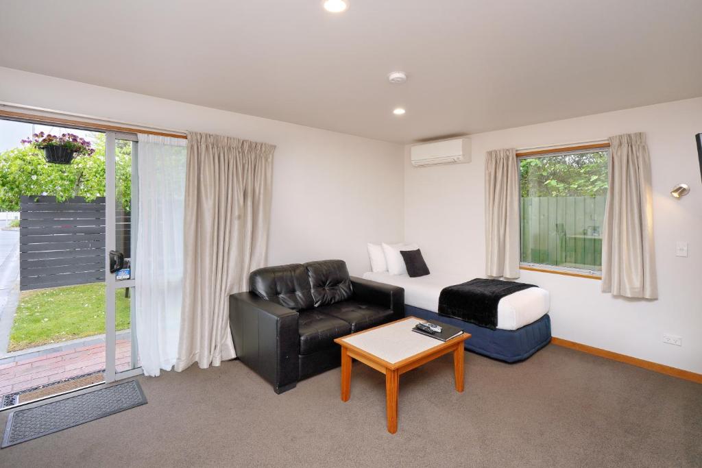 306 Motel Apartments - Resim 36