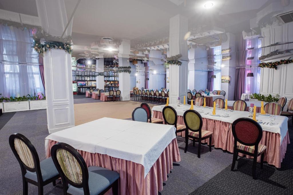 Restaurace v ubytování Hotel Mir