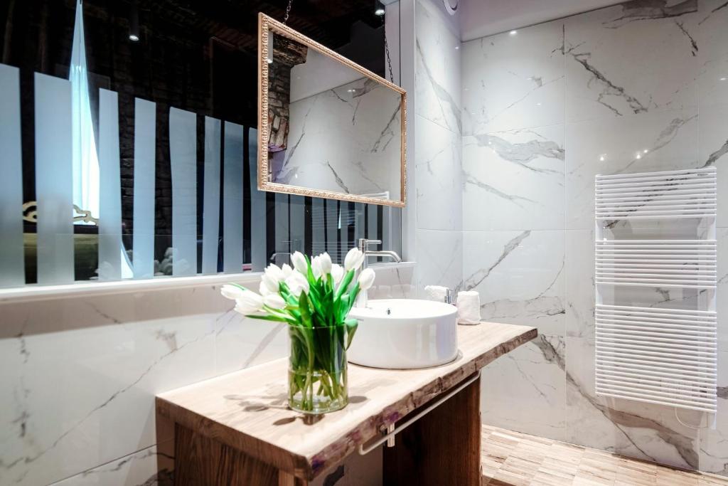 Vitrum - Como Luxury Suites - 8