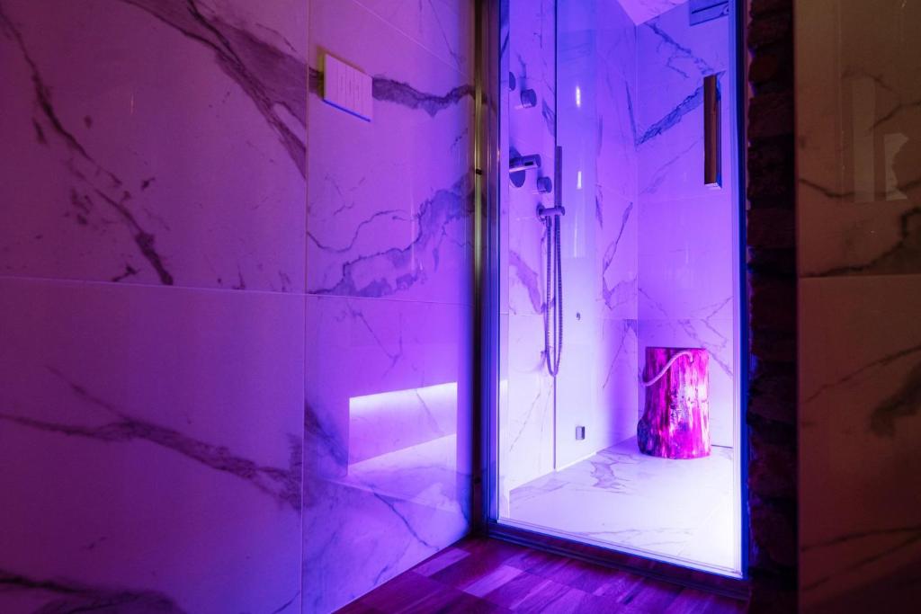 Aurum - Como Luxury Suites - 10